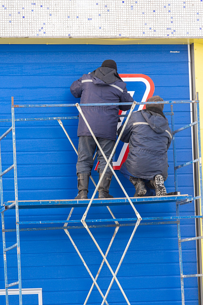 В производственных корпусах «КАМАЗа» обновляют ворота
