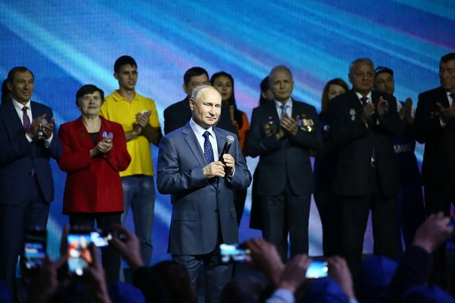 Президент России посетил «КАМАЗ» в день его 50-летия