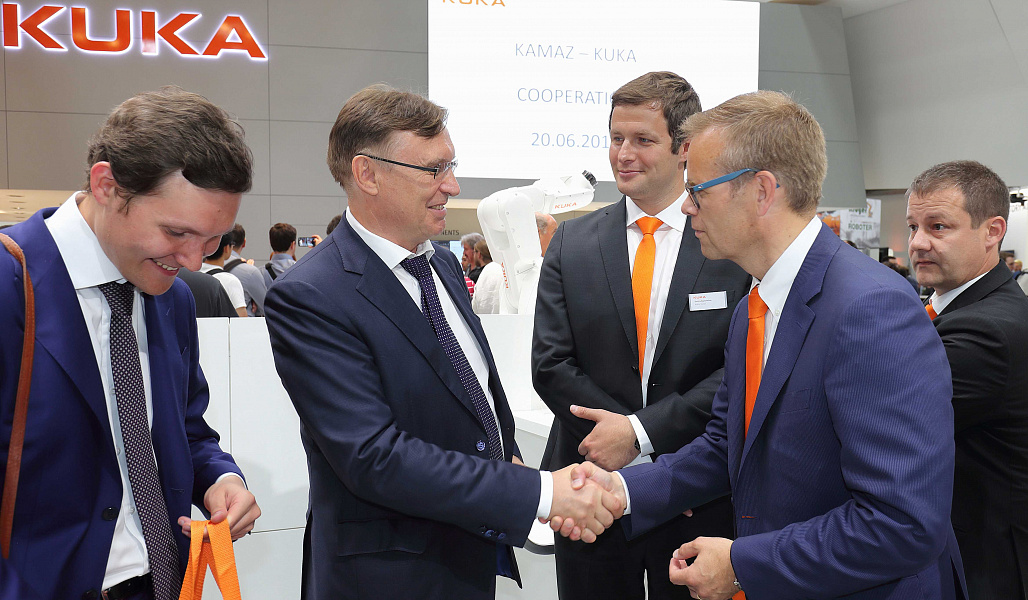 «КАМАЗ» и компания KUKA подписали соглашение о глобальном стратегическом сотрудничестве